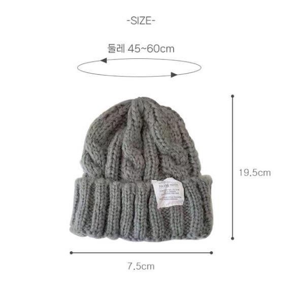 Women's Knitted Beanie Hats